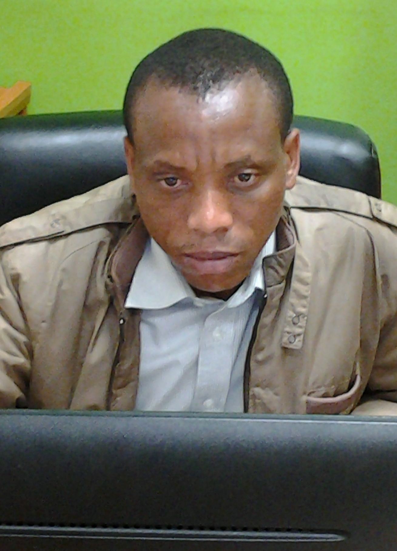 Cliff Onderi